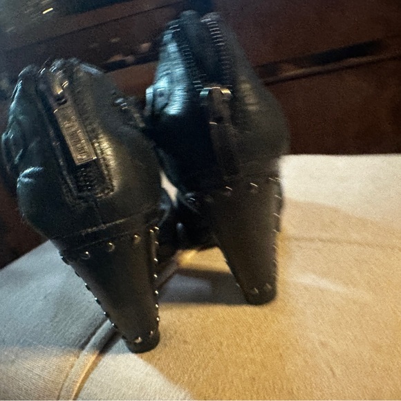 Harley Davidson size 7 sandal heels - Picture 2 of 6